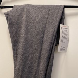 NWT Wunder Under 7/8 Tight 12 Heathered Black